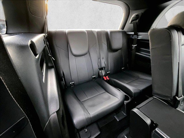 Used 2020 Mercedes-Benz GLB 250 image 30