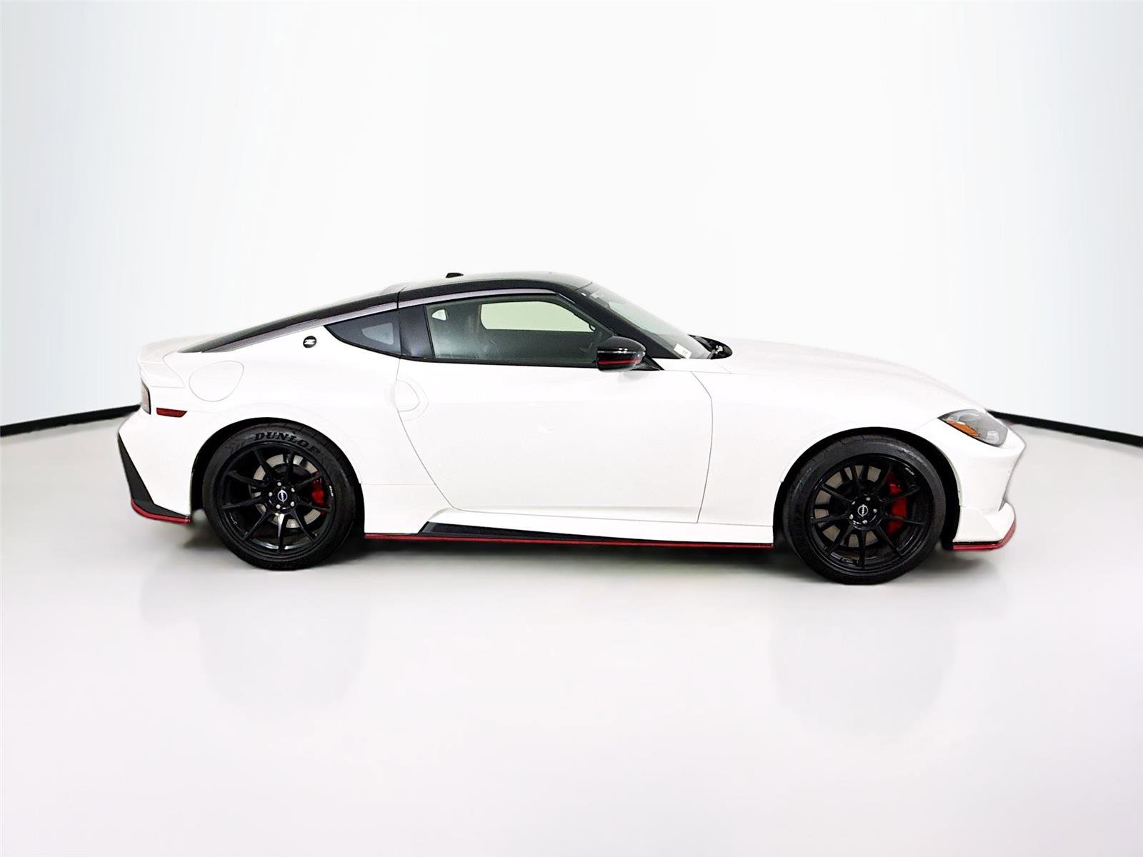 Used 2025 Nissan Z NISMO w/ Floor Mat Package image 21