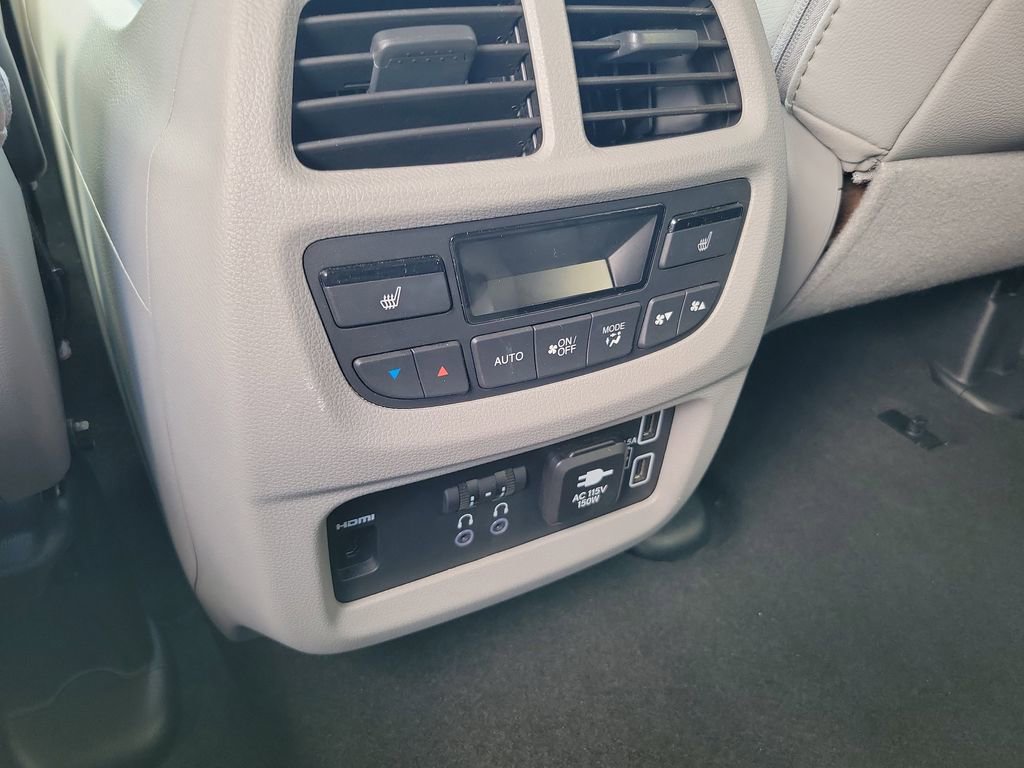 Used 2021 Honda Pilot Elite image 18