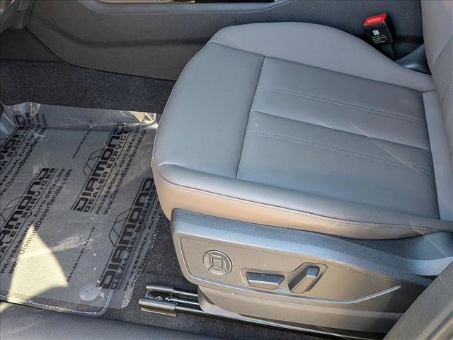 New 2025 Audi Q5 Premium Plus image 4