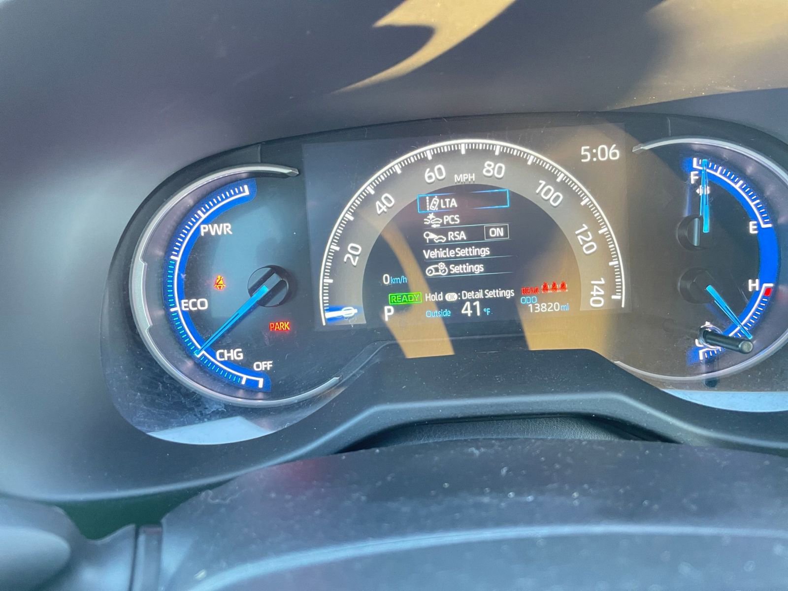 Used 2025 Toyota RAV4 LE image 39