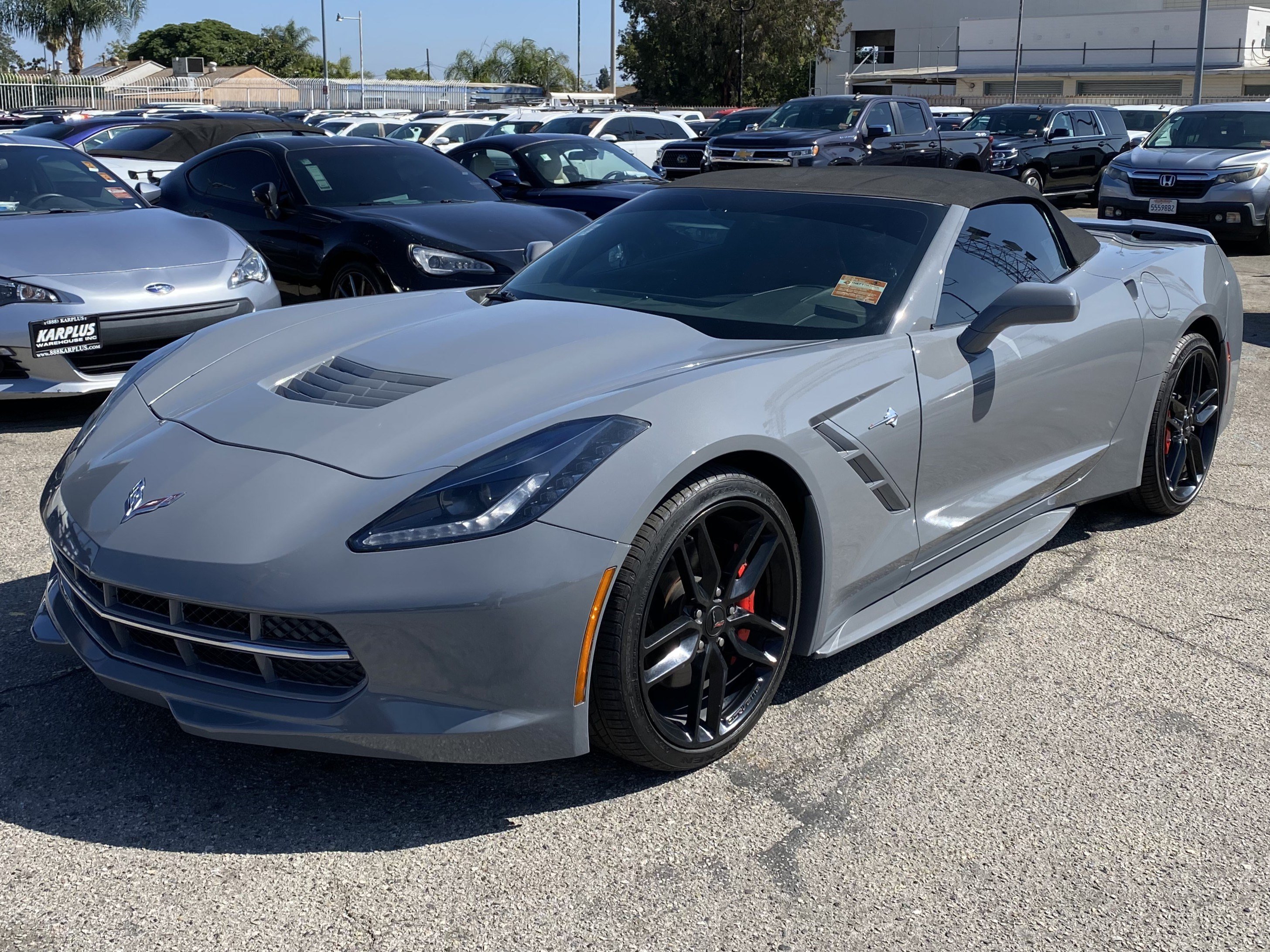 Used 2018 Chevrolet Corvette Stingray Convertible w/ 1LT RWD image 2
