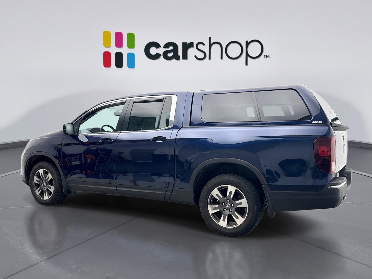 Used 2017 Honda Ridgeline RTL-T image 3