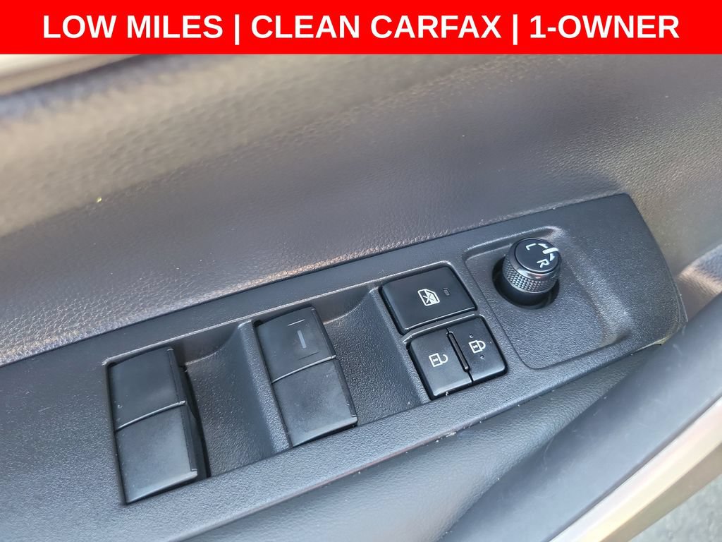 Used 2022 Toyota Corolla SE w/ Carpet Mat Package (TMS) FWD image 22
