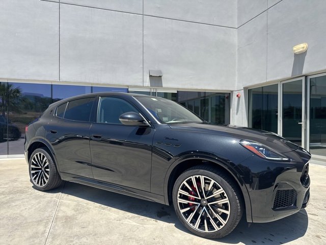 New 2025 Maserati Grecale Modena