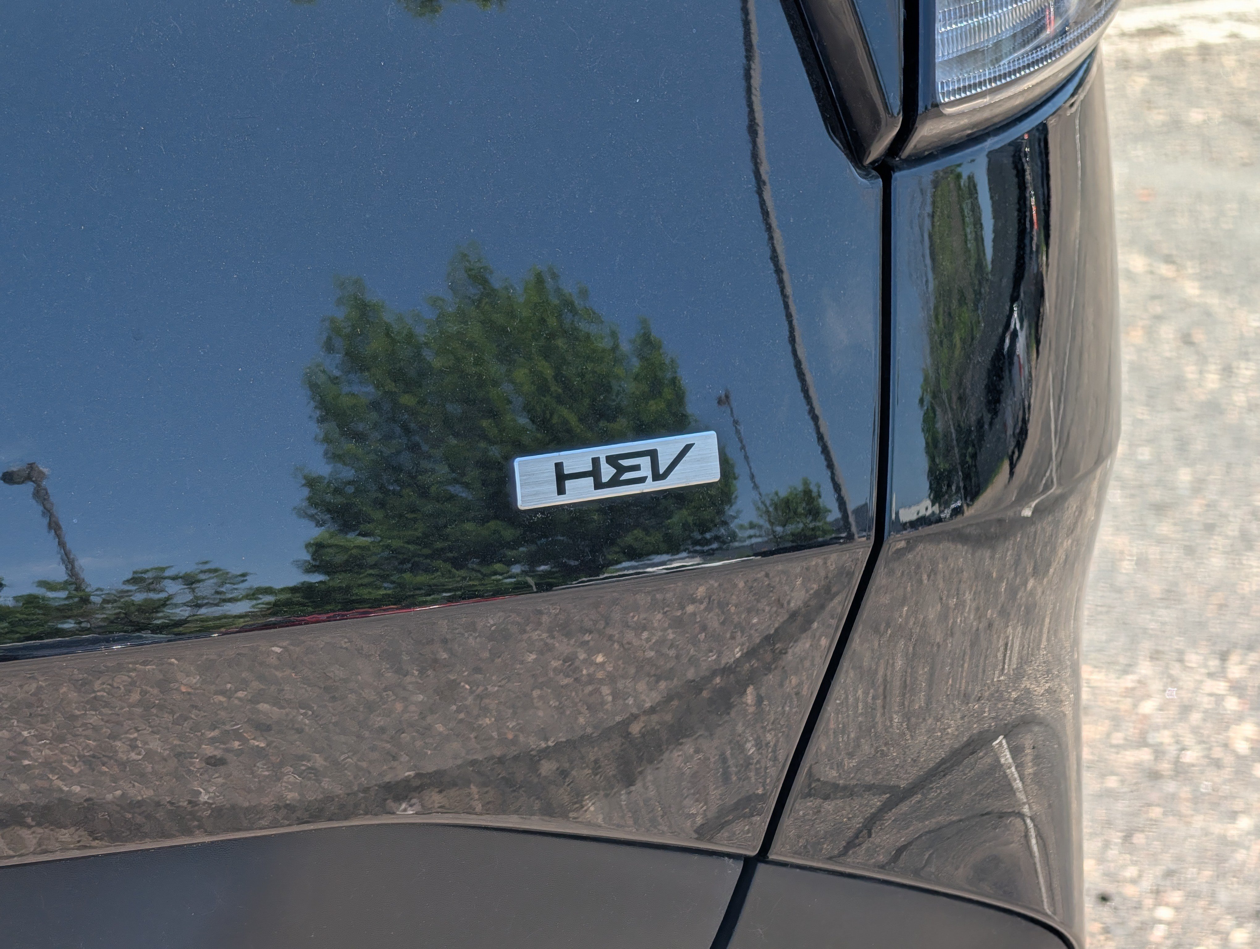 Certified 2023 Kia Sportage EX AWD/4WD image 6