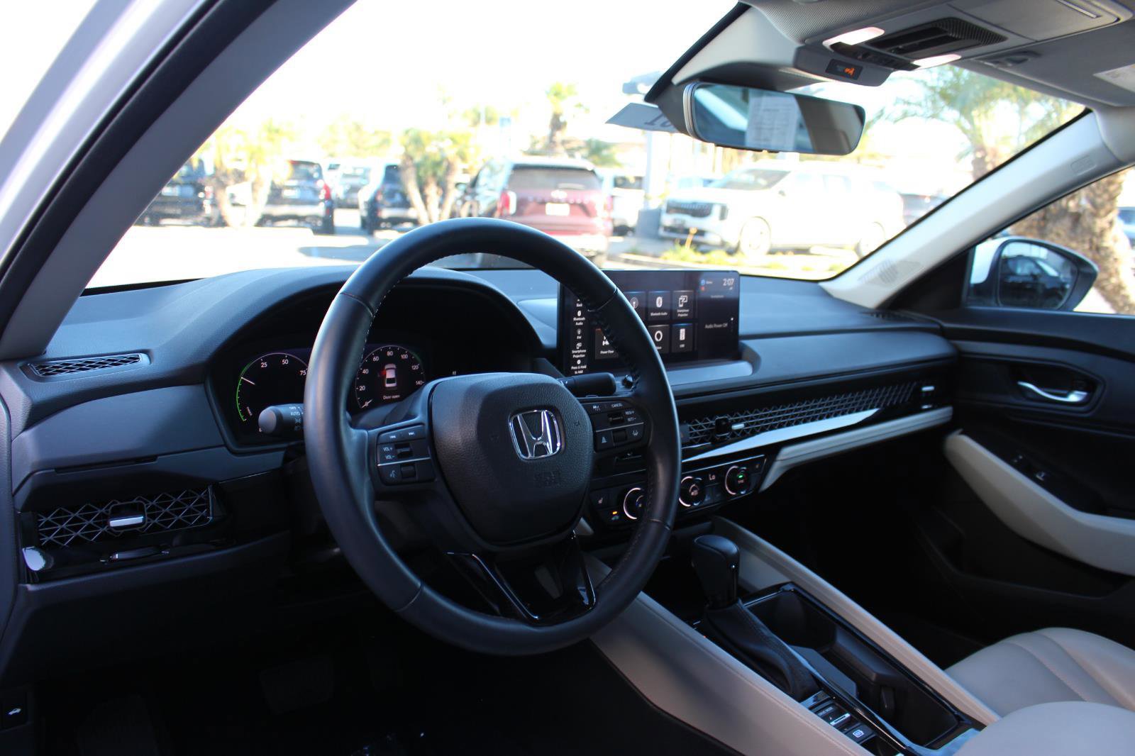 Used 2024 Honda Accord EX-L image 17