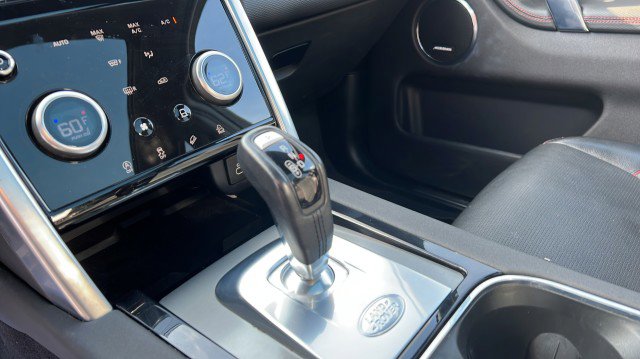 Used 2022 Land Rover Discovery Sport S R-Dynamic image 23