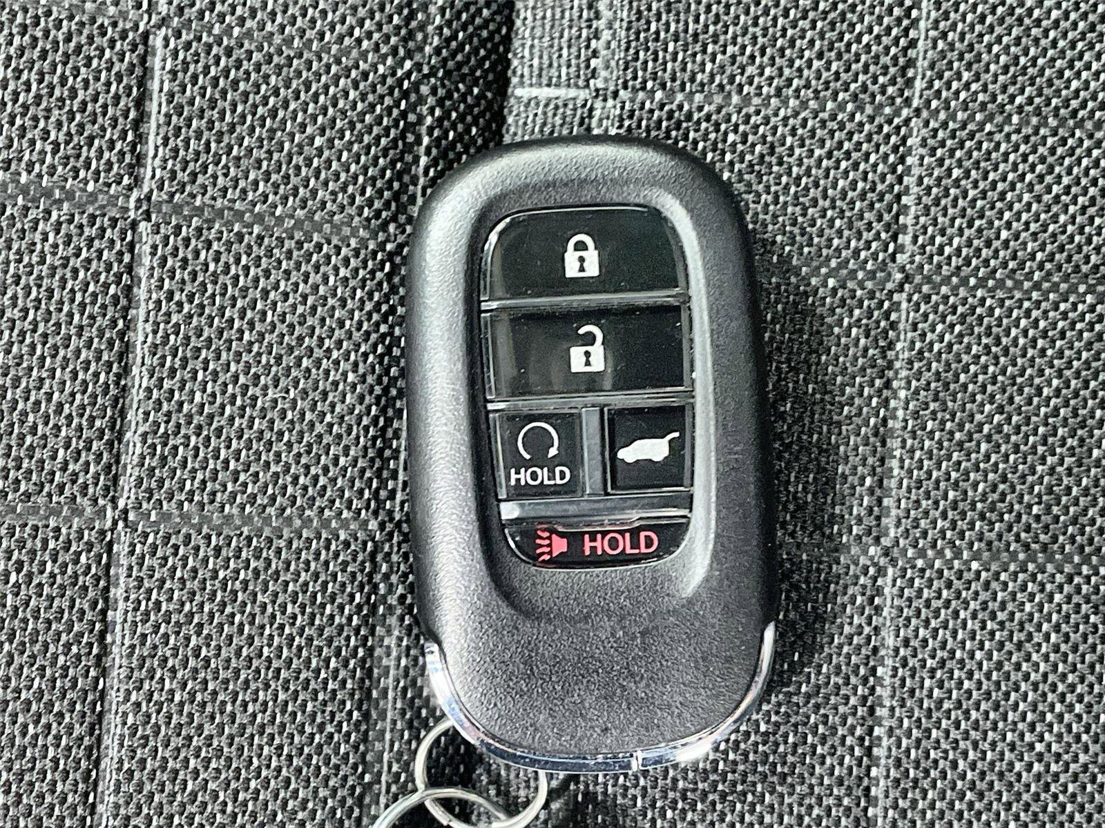 Certified 2025 Honda HR-V Sport image 33