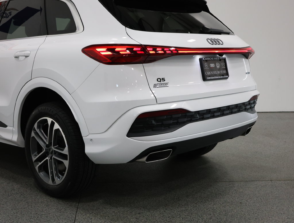 Used 2025 Audi Q5 Premium w/ Convenience Package AWD/4WD image 10
