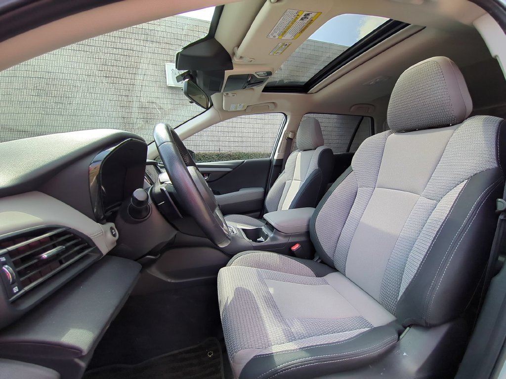 Used 2025 Subaru Outback Premium AWD/4WD image 25