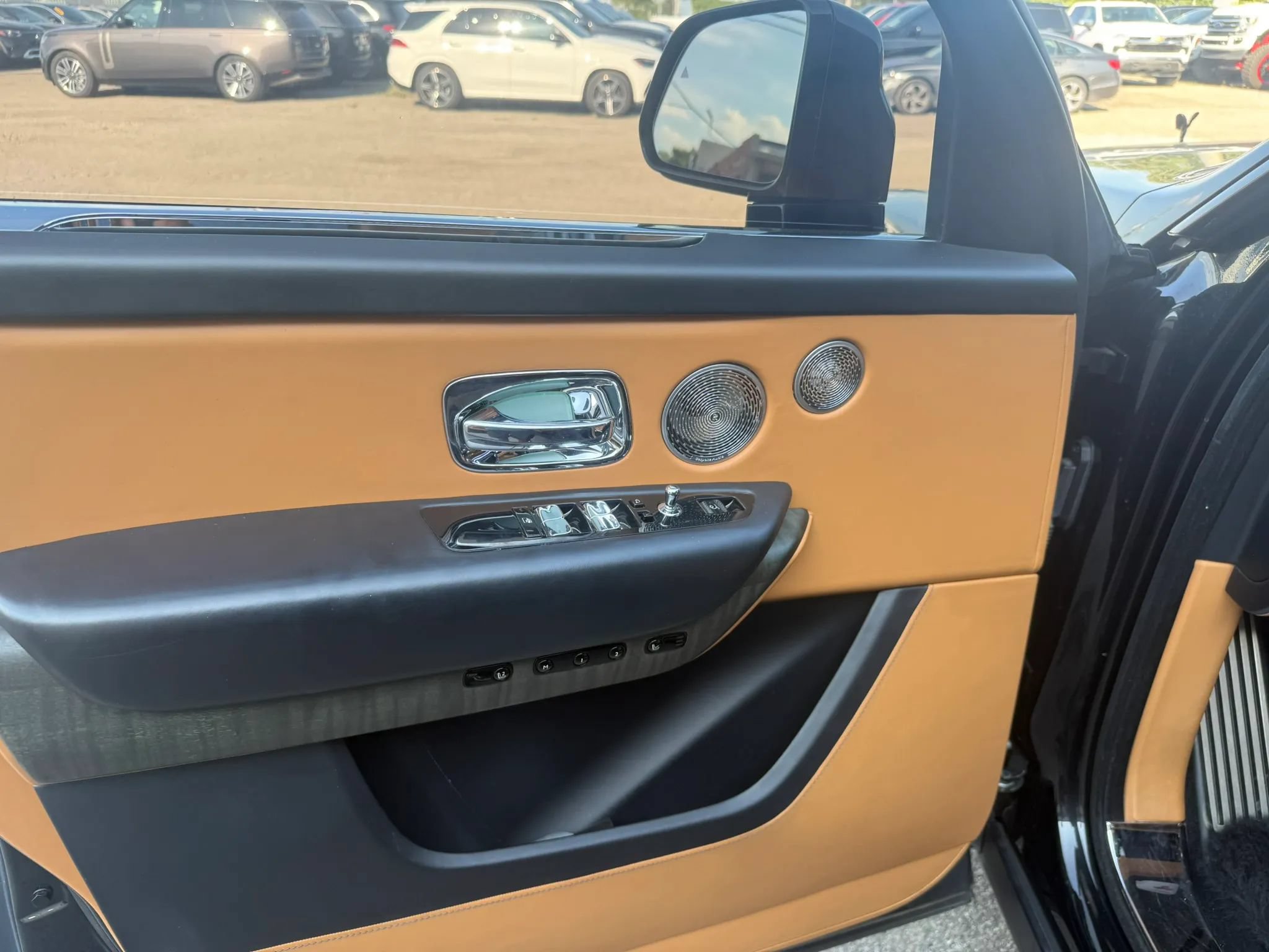 Used 2019 Rolls-Royce Cullinan AWD/4WD image 27