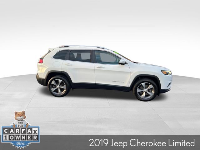 Used 2019 Jeep Cherokee Limited image 5