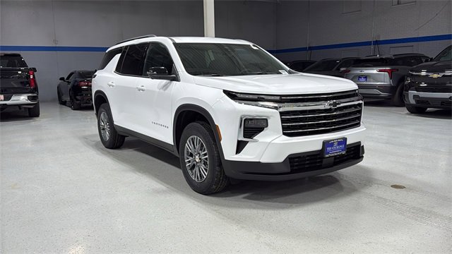 New 2026 Chevrolet Traverse LT w/ Driver Confidence Package video 2