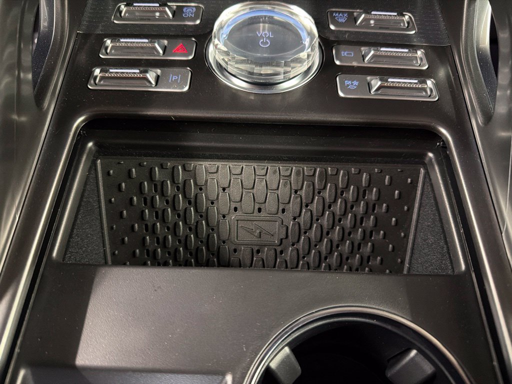 New 2026 Lincoln Nautilus Reserve AWD/4WD image 17