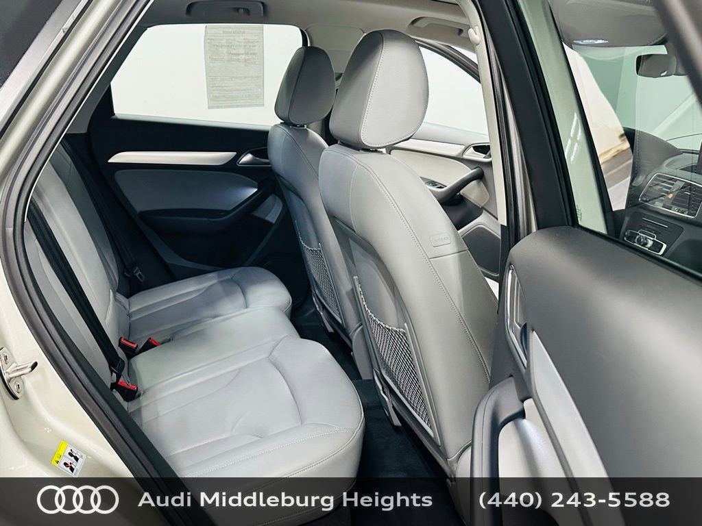 Used 2016 Audi Q3 2.0T Premium Plus w/ Technology Package image 27