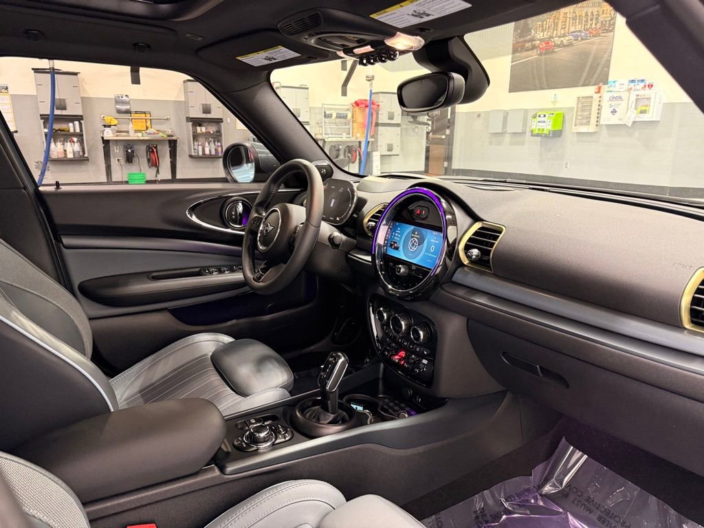 Used 2023 MINI Cooper Clubman S w/ MINI Untold Edition image 30
