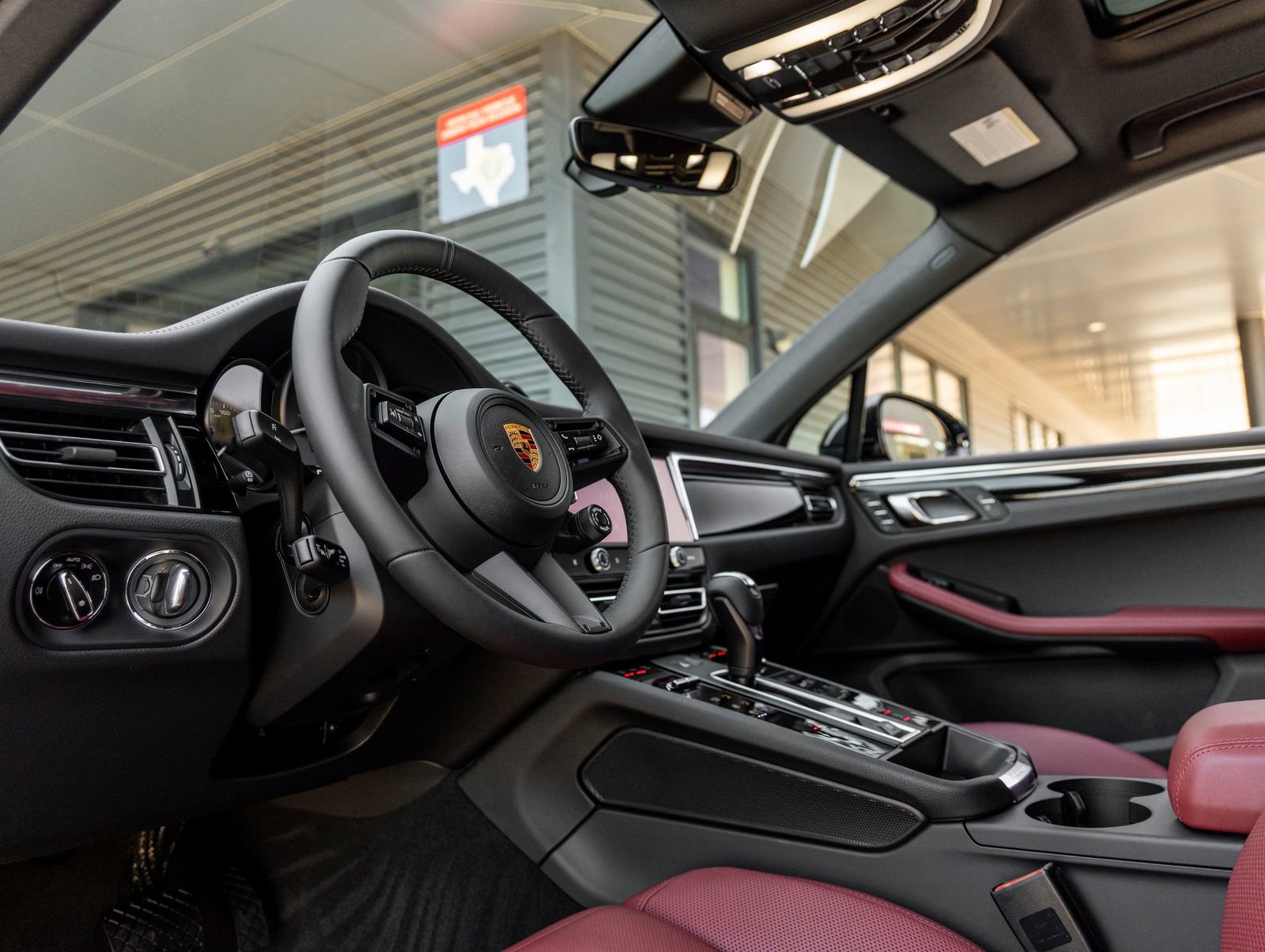 New 2026 Porsche Macan S AWD/4WD image 4