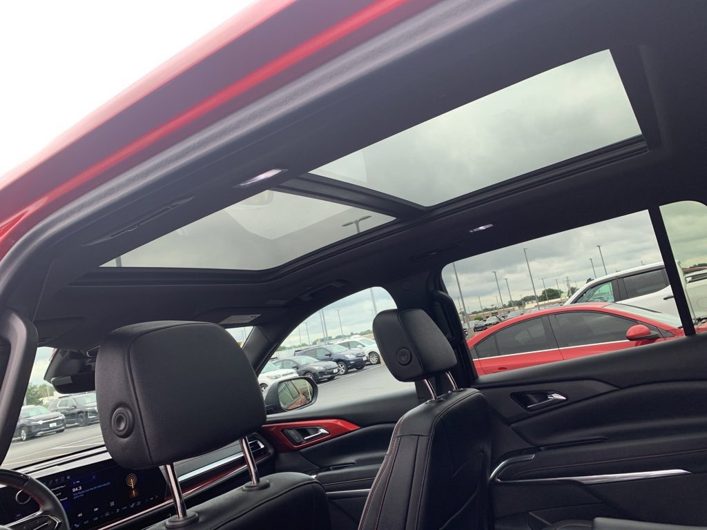 Used 2024 Chevrolet Traverse RS w/ LPO, Floor Liner Package image 14