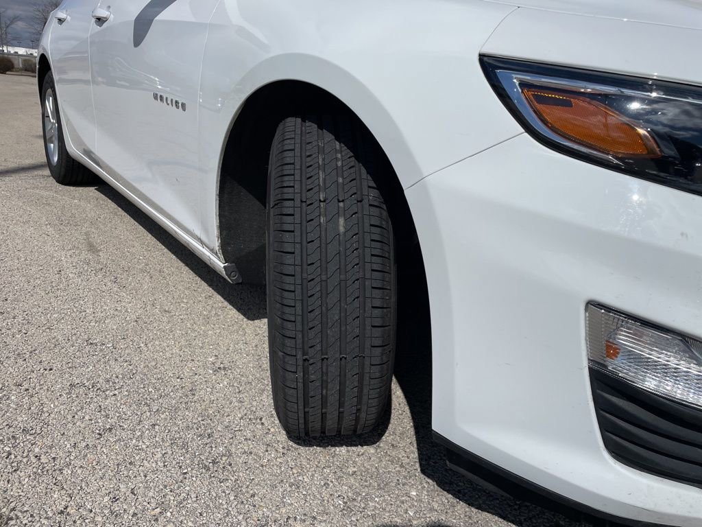 Used 2024 Chevrolet Malibu LT FWD image 16