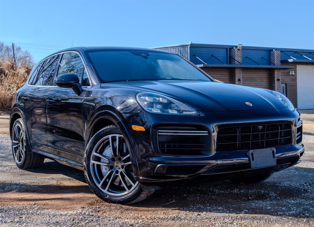 Used 2019 Porsche Cayenne Turbo w/ Sportdesign Package image 7
