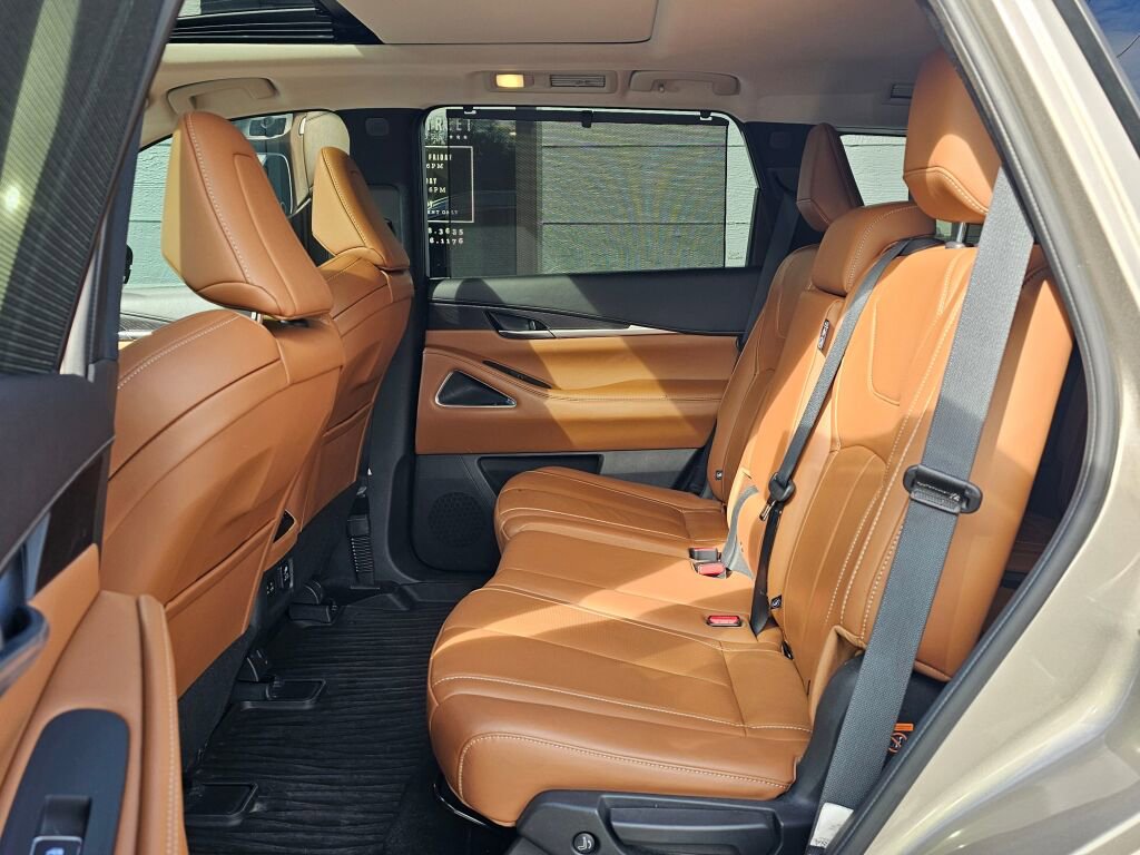 Used 2024 INFINITI QX60 Sensory image 15