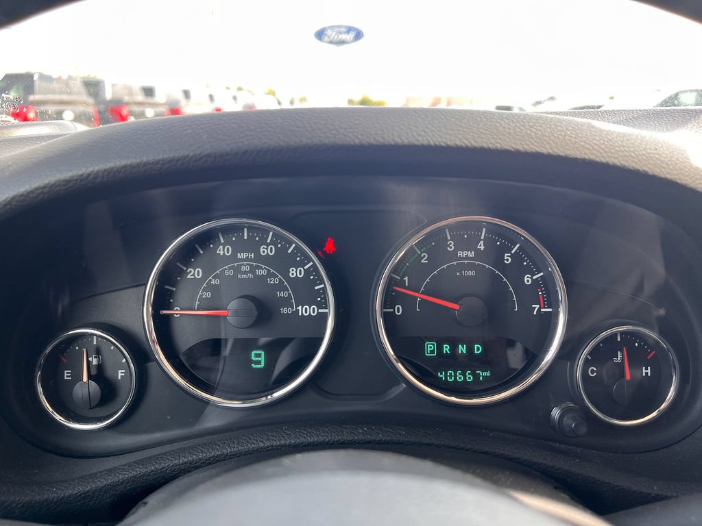 Used 2018 Jeep Wrangler Unlimited Sport w/ Connectivity Group AWD/4WD image 25