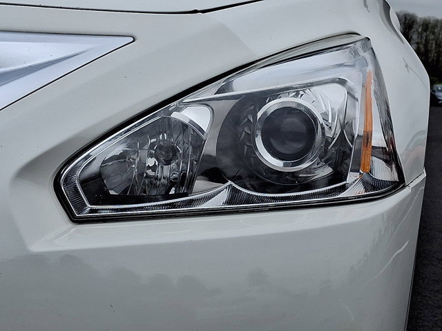 Used 2015 Nissan Altima 2.5 SL FWD image 10