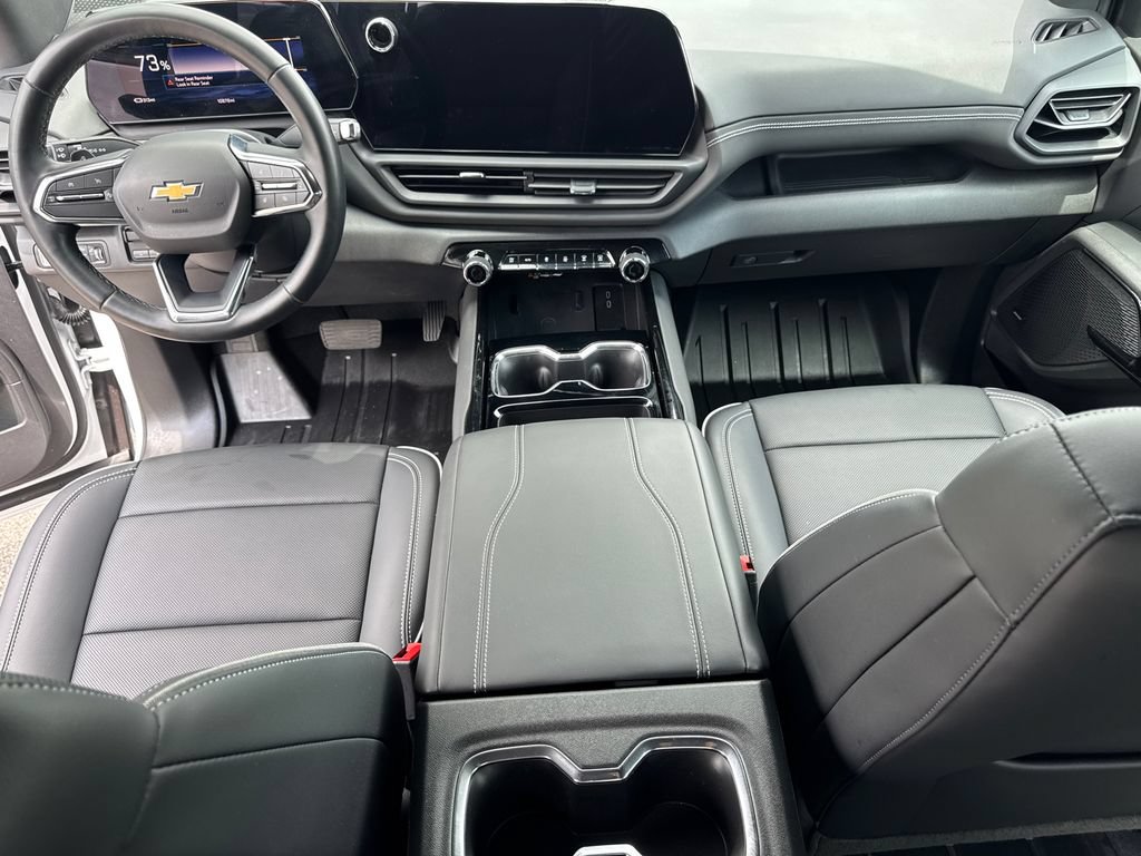 Used 2025 Chevrolet Silverado EV LT AWD/4WD image 22