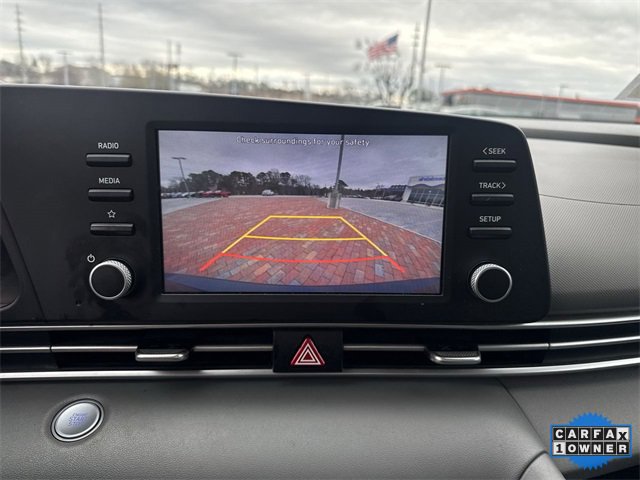 Used 2023 Hyundai Elantra SEL image 19