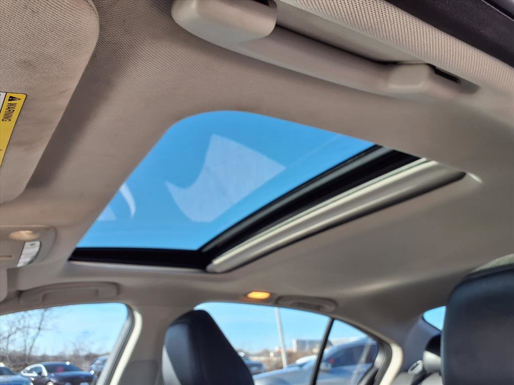 Used 2018 INFINITI Q50 Luxe w/ Cargo Package (L95) image 25