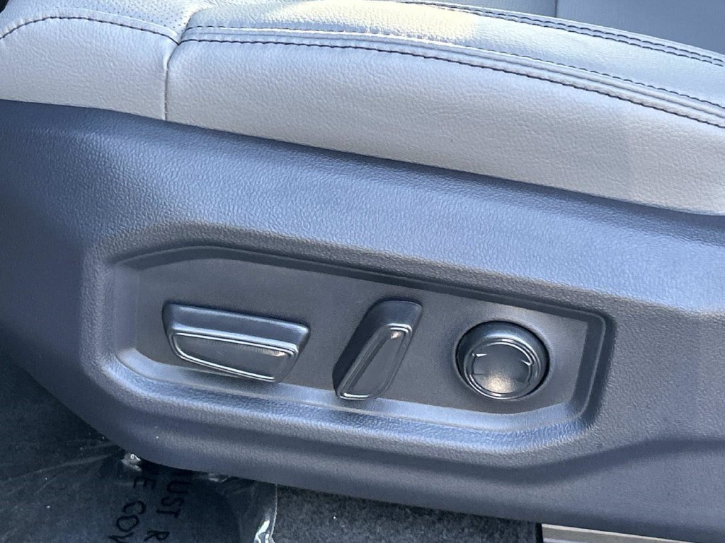 New 2026 Toyota Tundra Limited AWD/4WD image 30