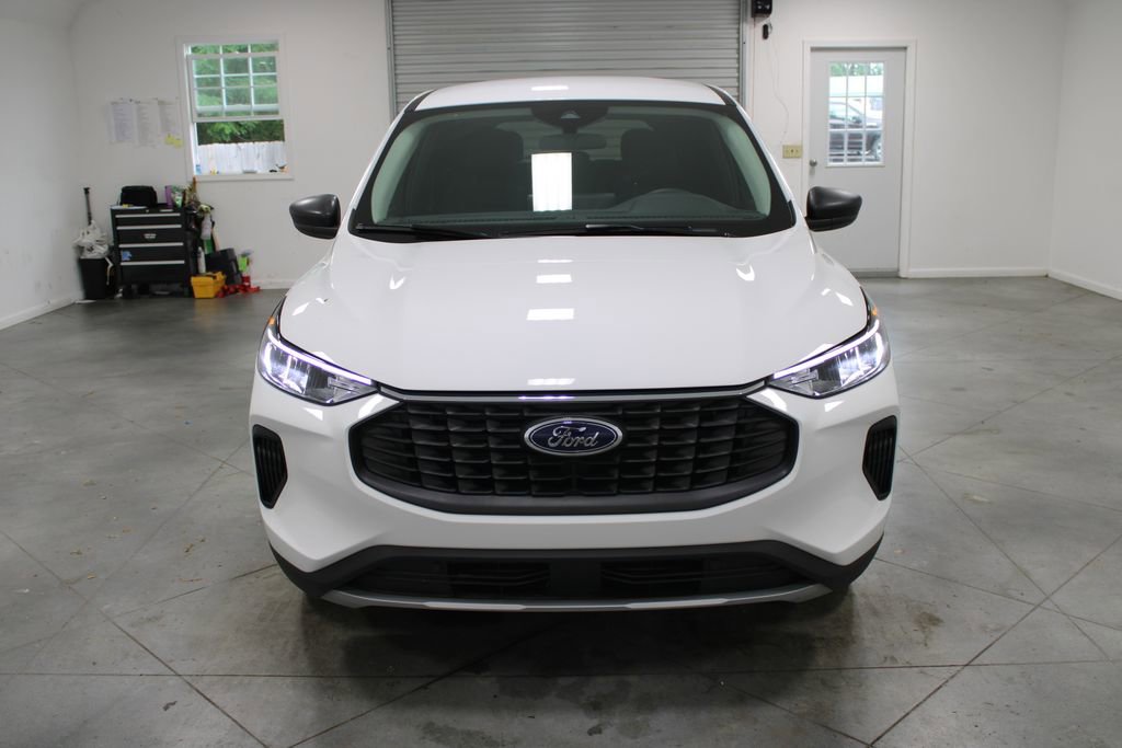New 2026 Ford Escape Active w/ Tech Pack #1 FWD image 2