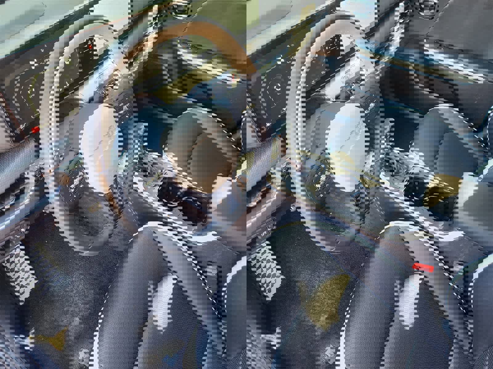 Certified 2025 Kia K4 GT-Line Turbo image 2