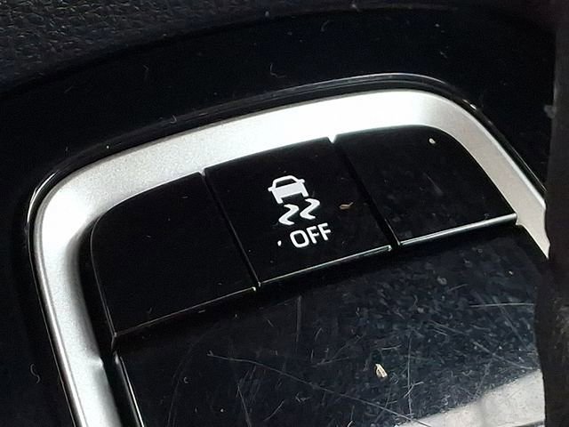 Used 2023 Toyota Corolla LE FWD image 24