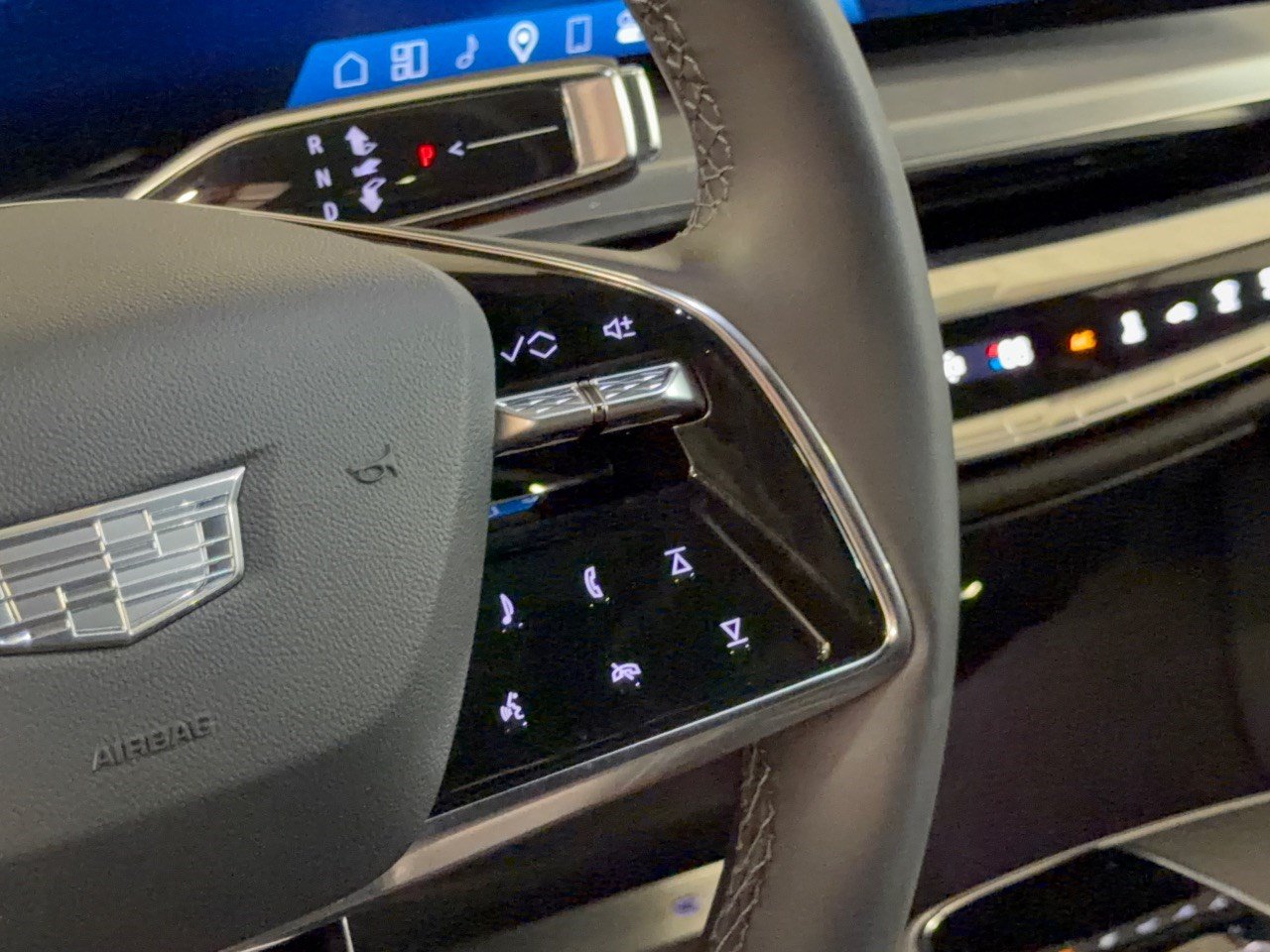 Used 2024 Cadillac Lyriq Luxury RWD image 19