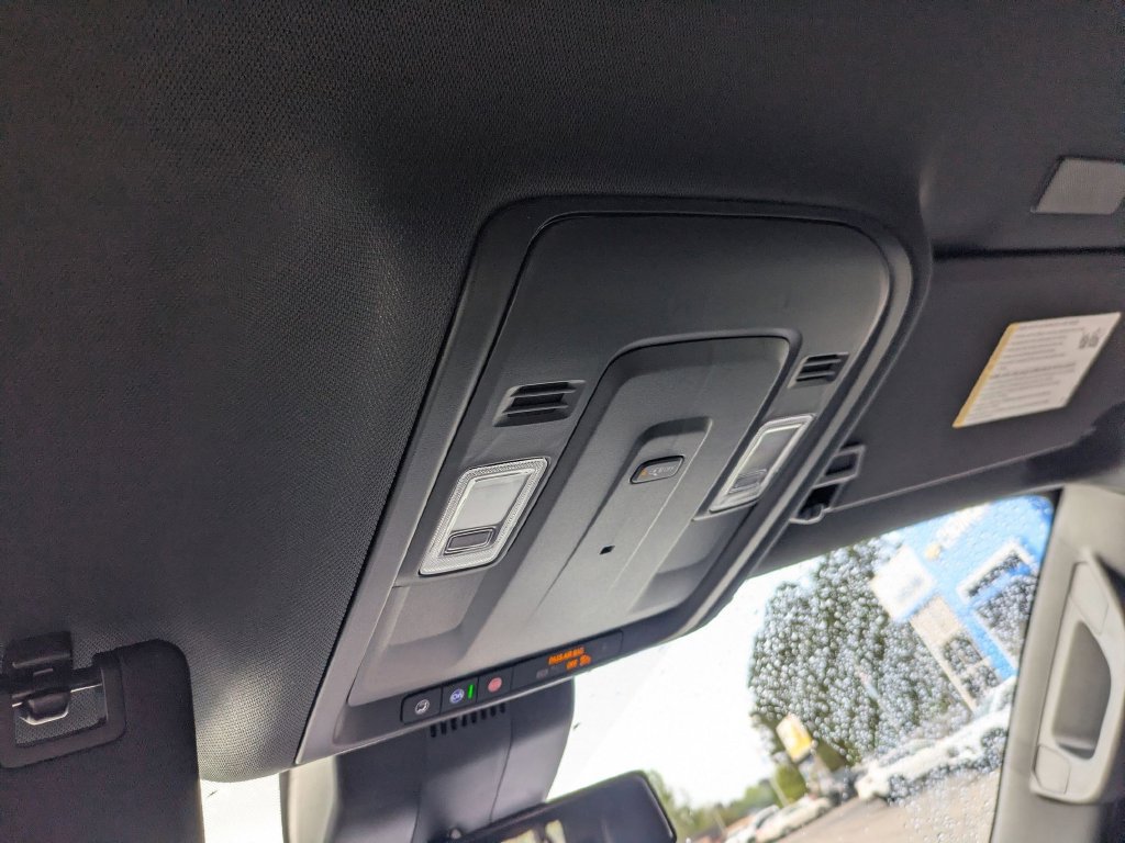 New 2026 Chevrolet Suburban LS w/ LS Custom Edition AWD/4WD image 24