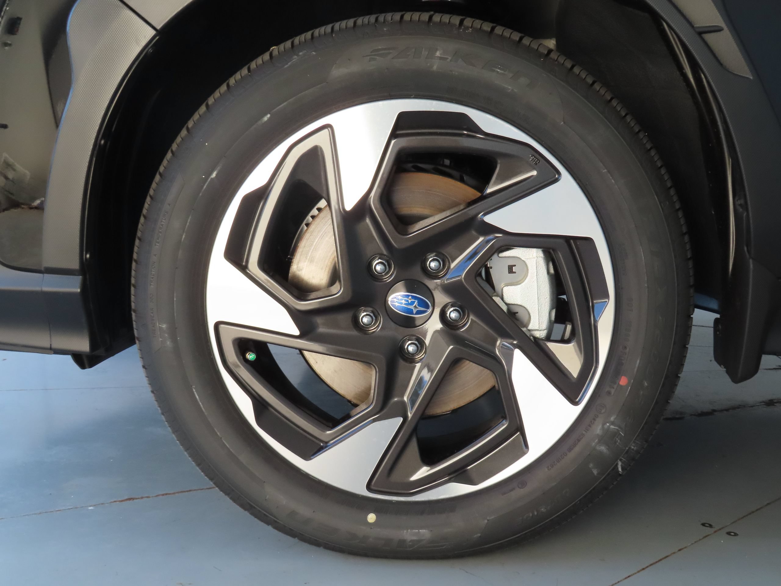 New 2026 Subaru Crosstrek 2.5i Limited w/ Crosstrek Mirror Package AWD/4WD image 25