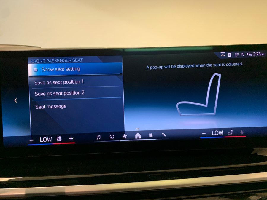 Used 2025 BMW X7 xDrive40i w/ Executive Package AWD/4WD image 57