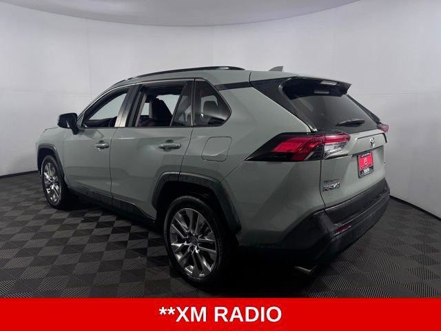 Used 2022 Toyota RAV4 XLE Premium image 6