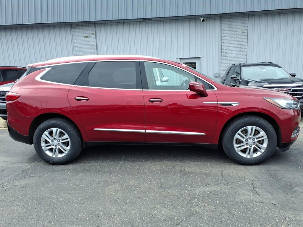 Used 2018 Buick Enclave Essence w/ Trailering Package image 2
