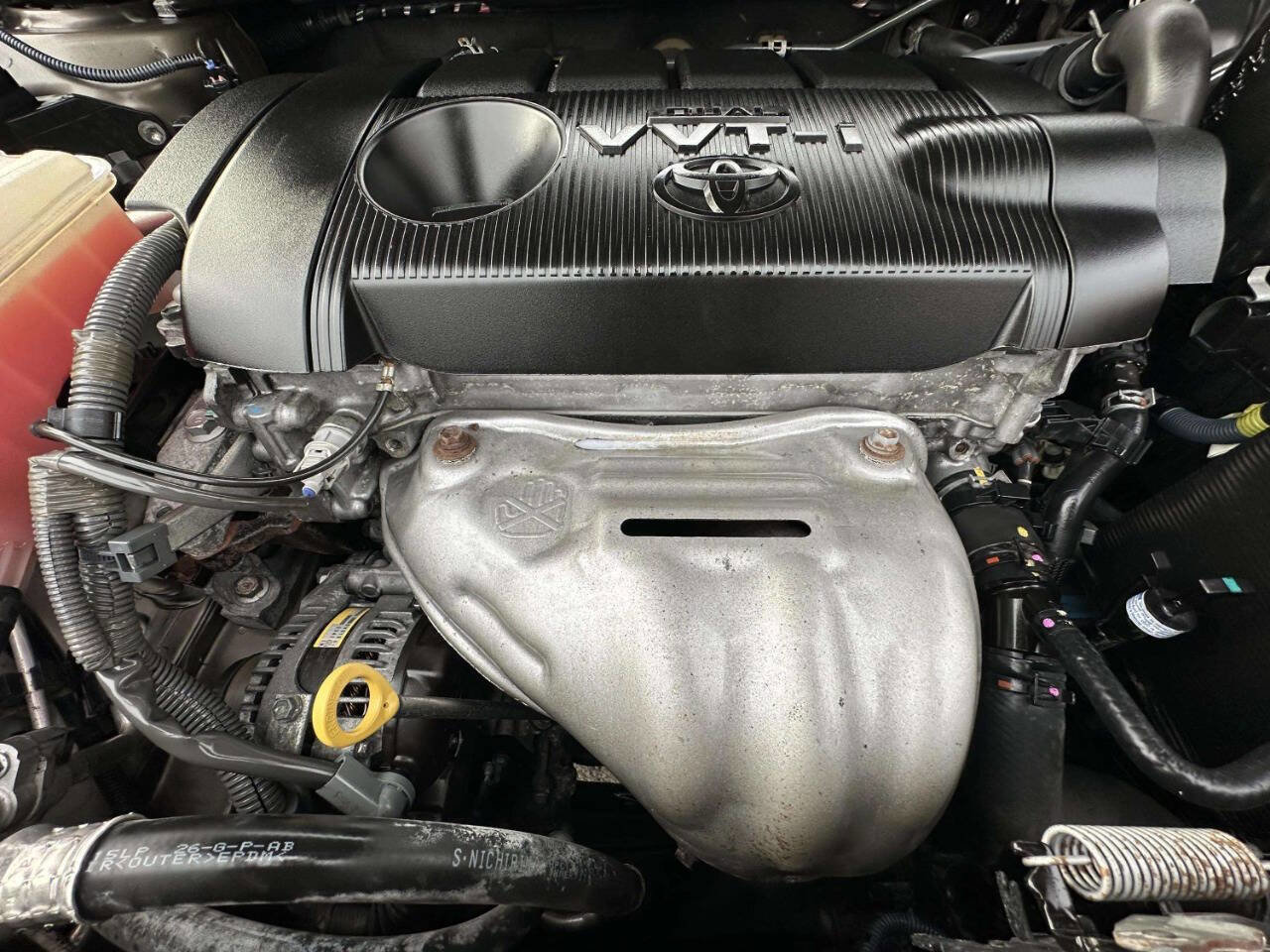 Used 2012 Toyota RAV4 4WD image 30