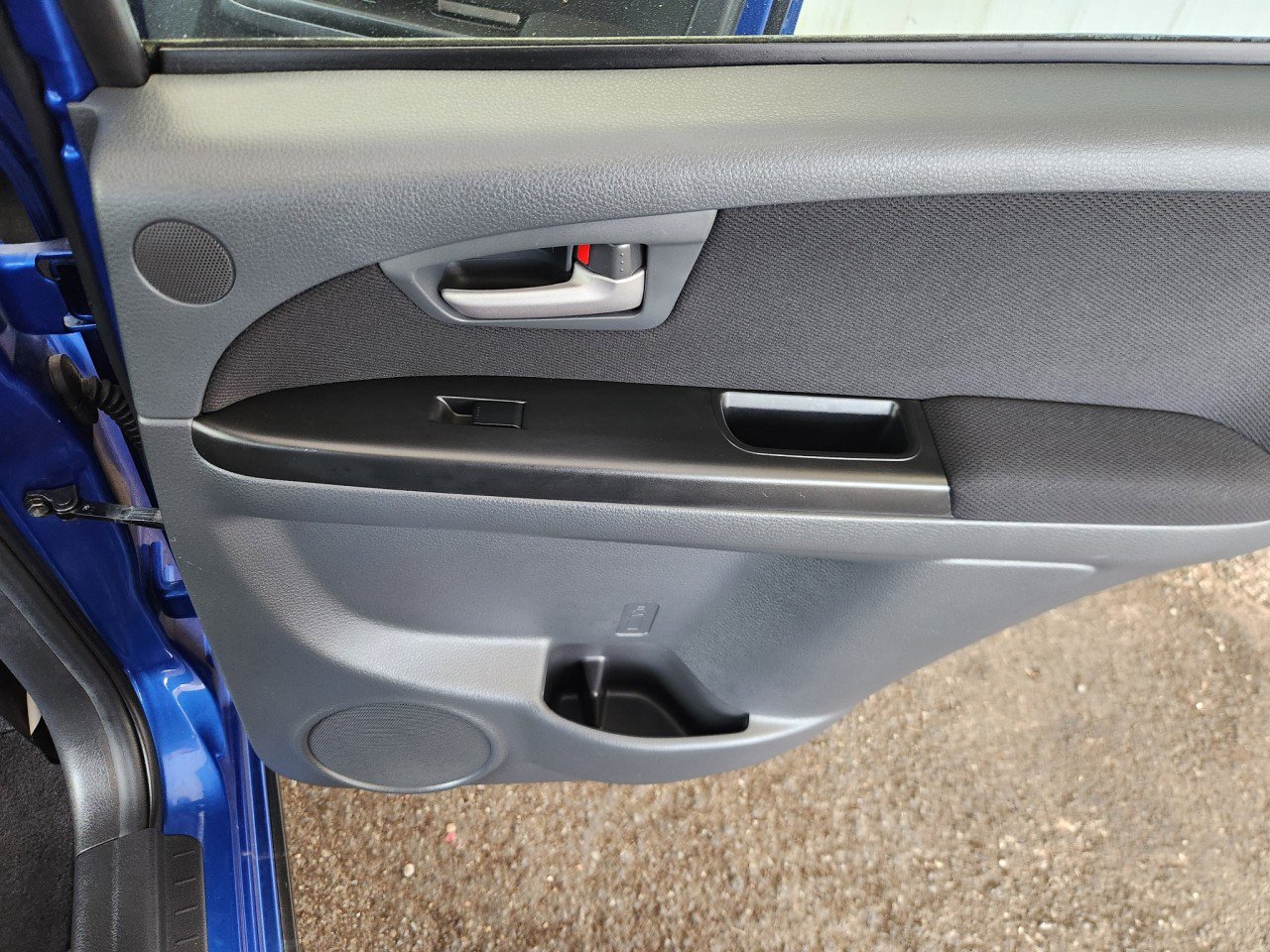 Used 2012 Suzuki SX4 Premium image 16