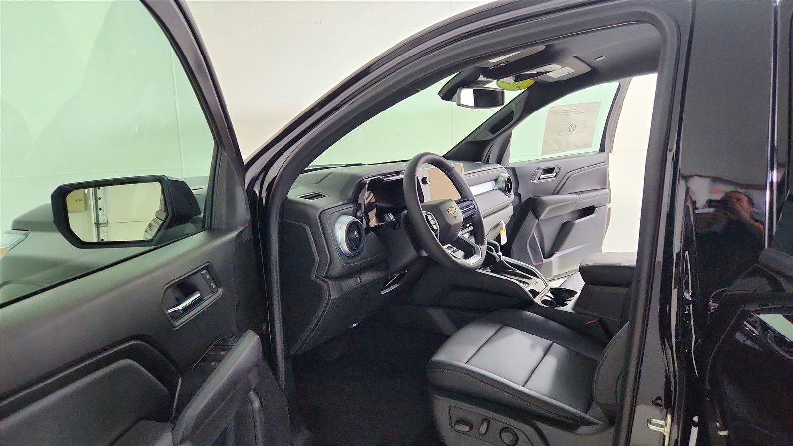 New 2026 Chevrolet Colorado LT w/ LT Convenience Package image 15