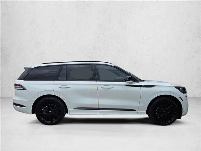 Used 2023 Lincoln Aviator Reserve w/ Equipment Group 201A RWD video 4