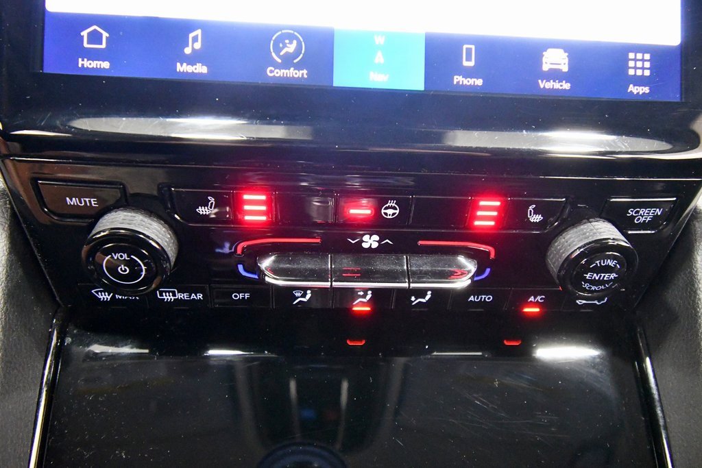 Used 2023 Jeep Grand Cherokee L Limited image 26