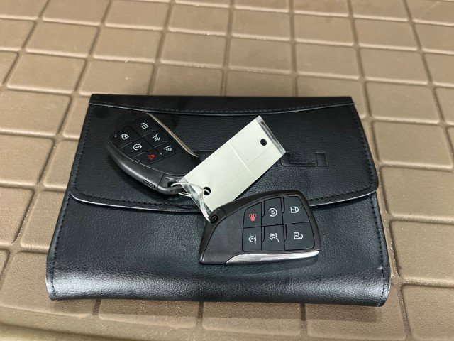 Used 2022 GMC Yukon Denali w/ Denali Premium Package image 32