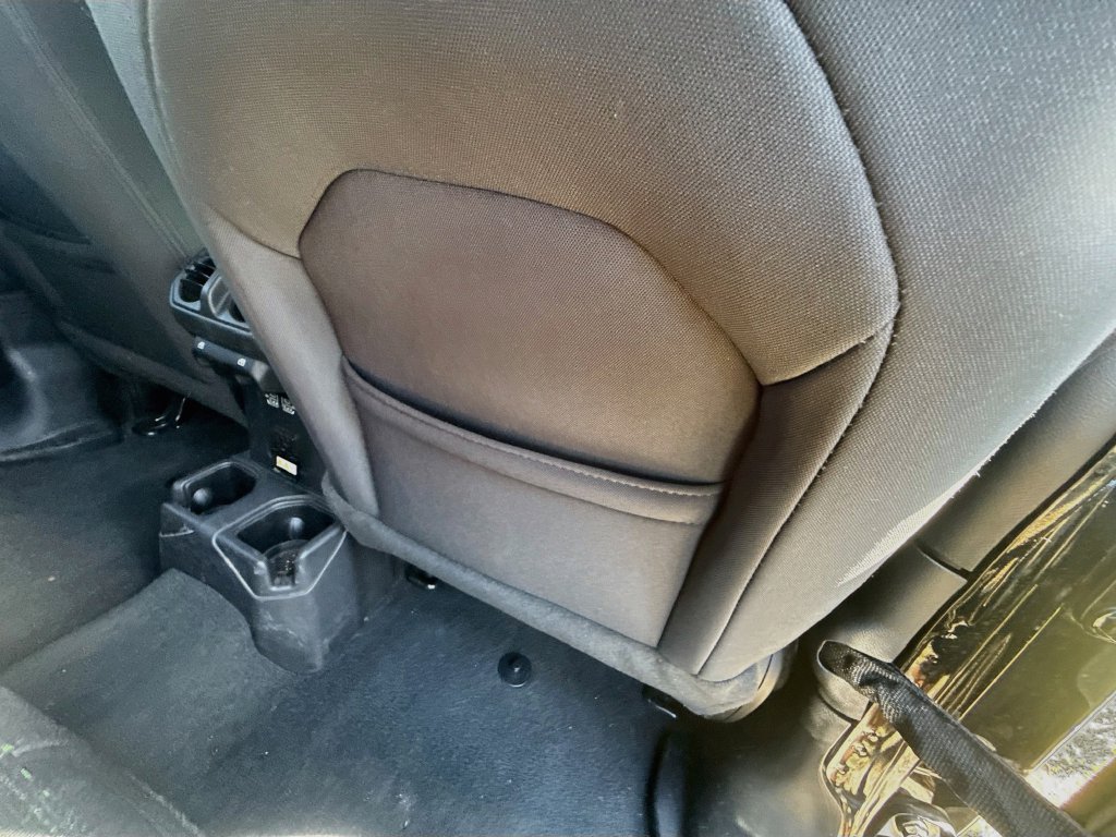 Certified 2022 Jeep Wrangler Unlimited Sport w/ Sun And Sound Package AWD/4WD image 32