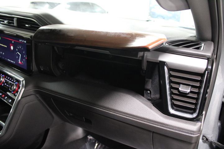 Used 2025 GMC Sierra 2500 Denali image 27