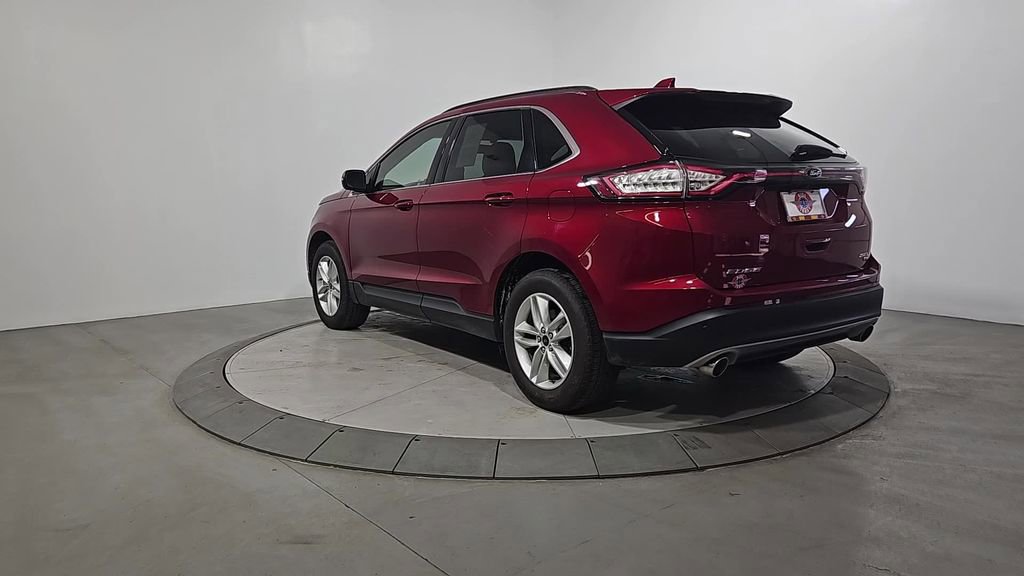 Used 2017 Ford Edge SEL w/ Equipment Group 201A image 3